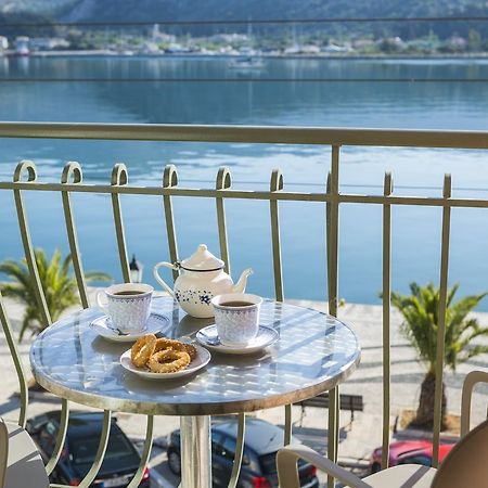 Tourist Boutique Hotel Аргостолион Екстериор снимка