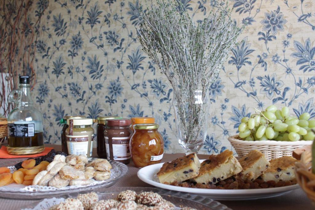 Tourist Boutique Hotel Аргостолион Екстериор снимка