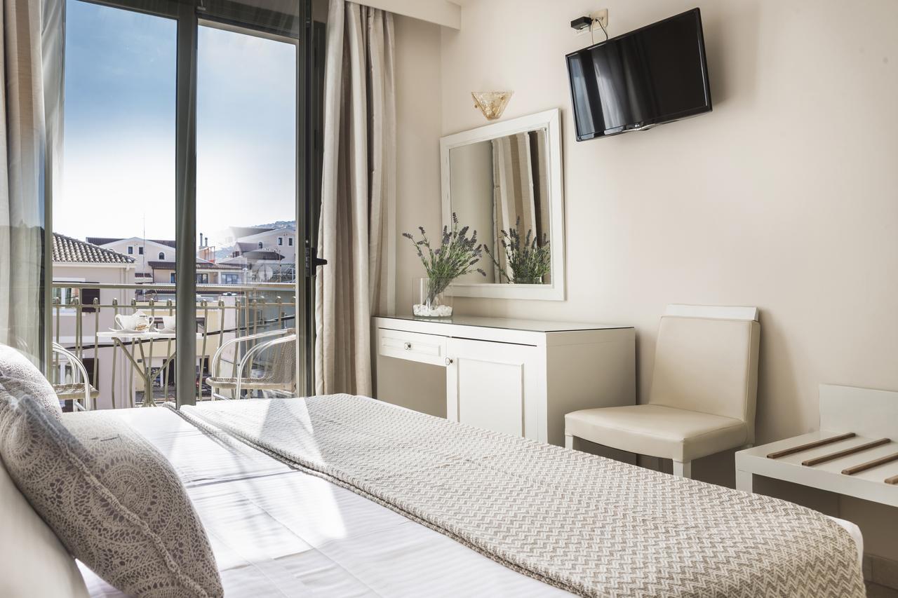 Tourist Boutique Hotel Аргостолион Екстериор снимка